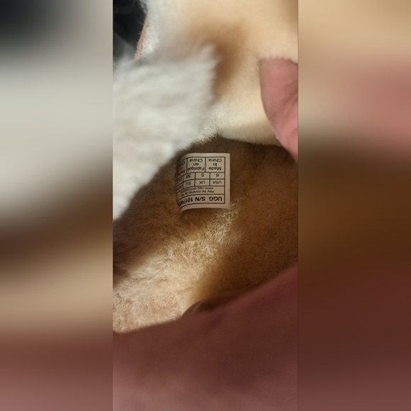 Bailey Button II Boot-Chestnut - Picture 9 of 10